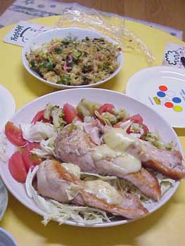 dinner051001-3.jpg